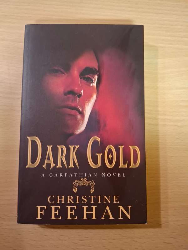 Dark Gold : Christine Feehan  (Paperback)
