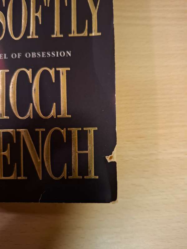 Killing Me Softly: Nicci French (Paperback)