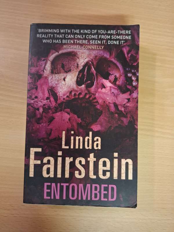 Entombed: Linda Fairstein (Paperback)