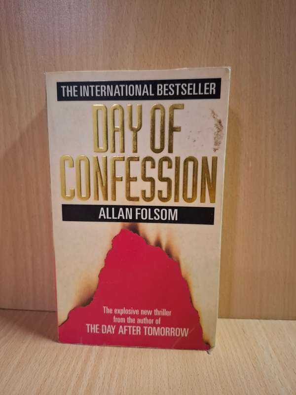 Day of Confession : Allan Folsom (Paperback)