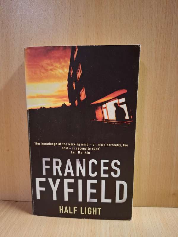 Half Light: Frances Fyfield (Paperback)