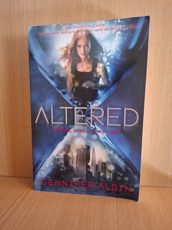 Altered : Gennifer Albin (Paperback)