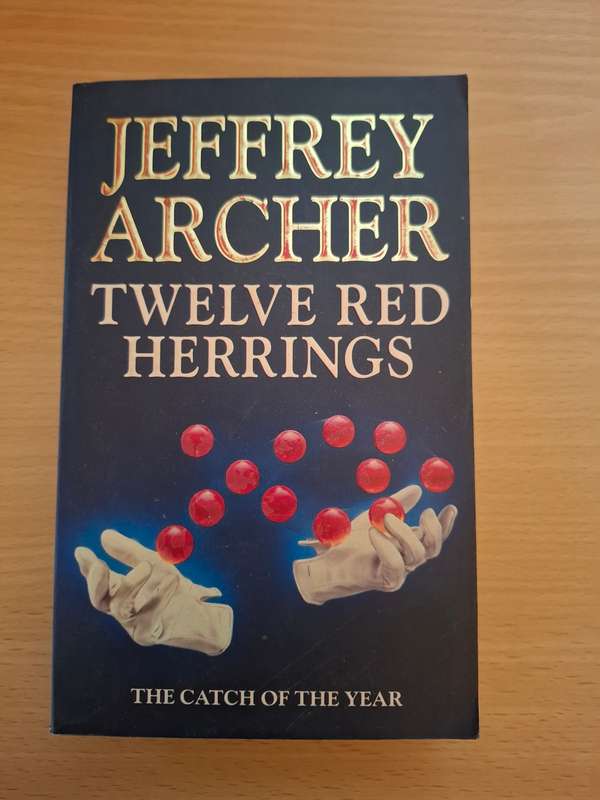 Twelve Red Herrings : Jeffrey Archer  (Paperback)