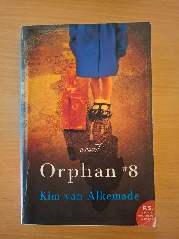 Orphan #8 : Kim van Alkemade  (Paperback)