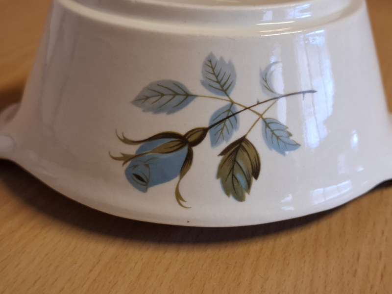 Set of 5  Blue & White J & G Meaking Bowls - Made in England