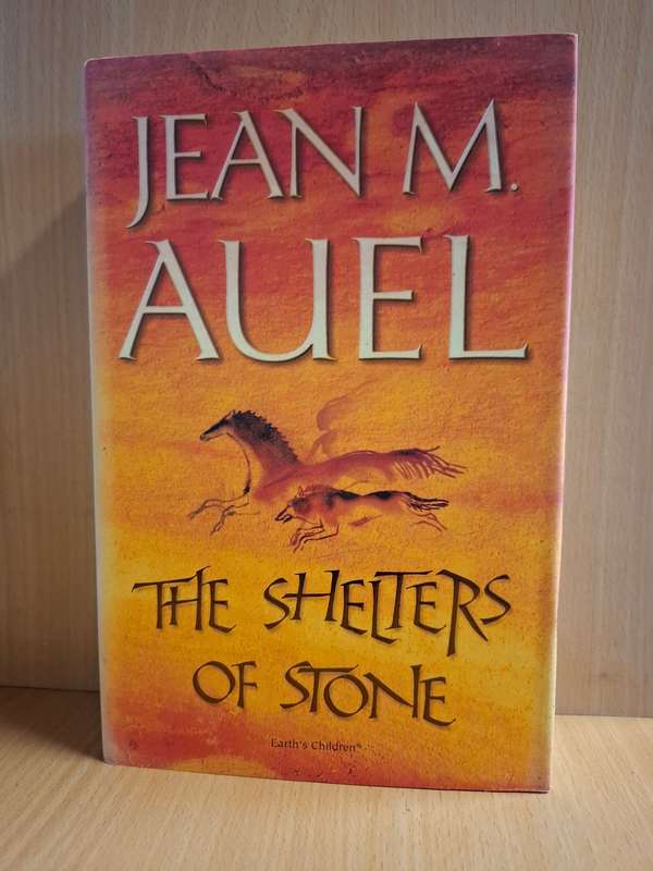 The Shelters of Stone : Jean M. Auel  (Hardcover)