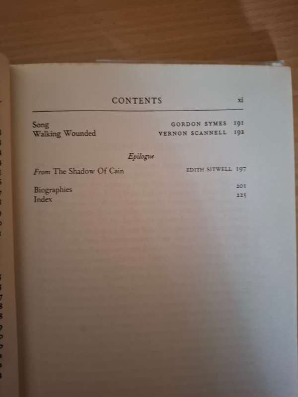 The Terrible Rain - The War Poets 1939-45 - An Anthology Arranged by Bria Gardner (Hardcover)