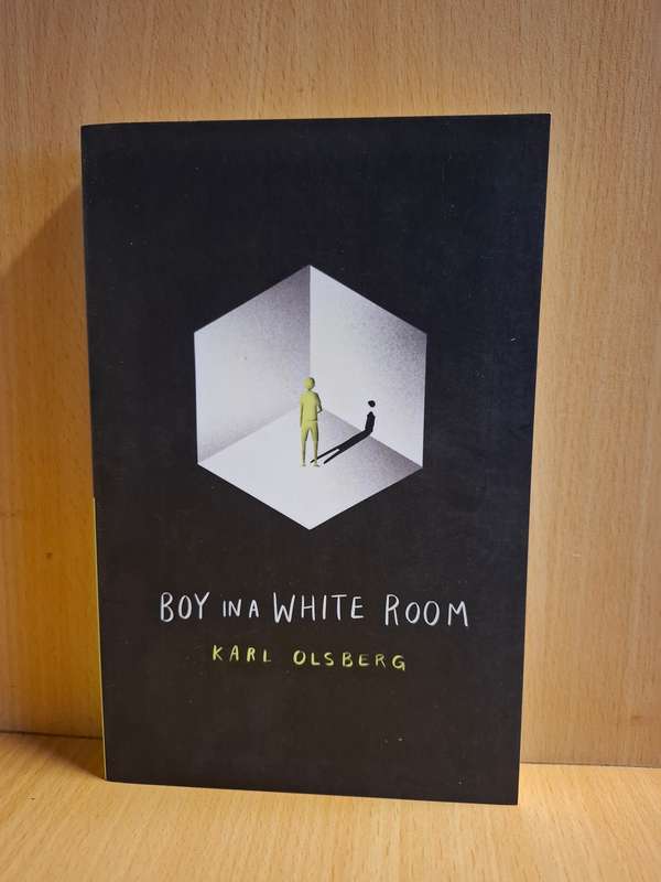 Boy in a White Room : Kari Olsberg (Paperback)