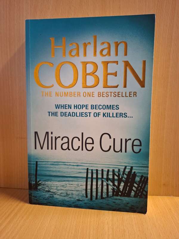 Miracle Cure: Harlan Coben  (Large Paperback)