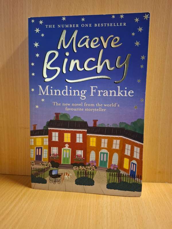 Minding Frankie : Maeve Binchy (Large Paperback)