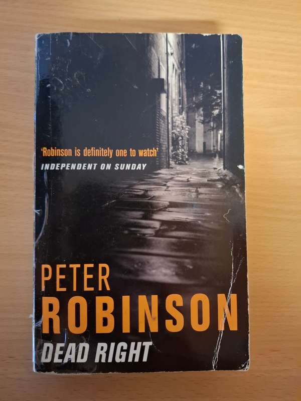 Dead Right : Peter Robinson  (Paperback)