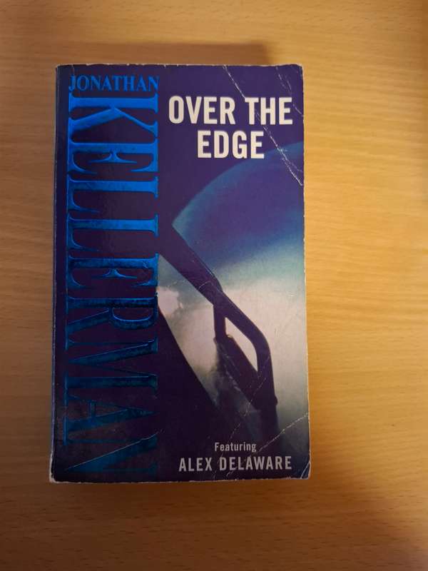 Over the Edge: Jonathan Kellerman (Paperback)
