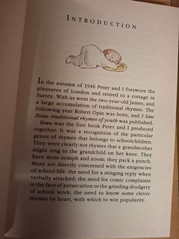 I Saw Esau - The Schoolchild`s Pocket Book Edited by Iona & Peter Opie  (Hardcover)
