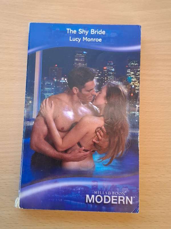 Mills & Boon - The Shy Bride: Lucy Monroe