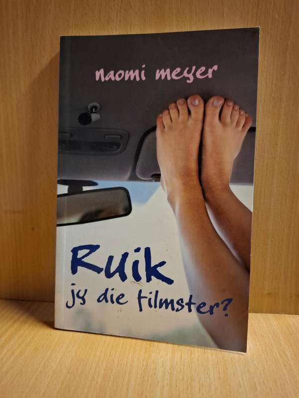 Ruik jy die filmster?  Naomi Meyer