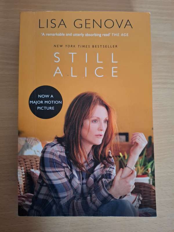 Still Alice : Lisa Genova  (Paperback)