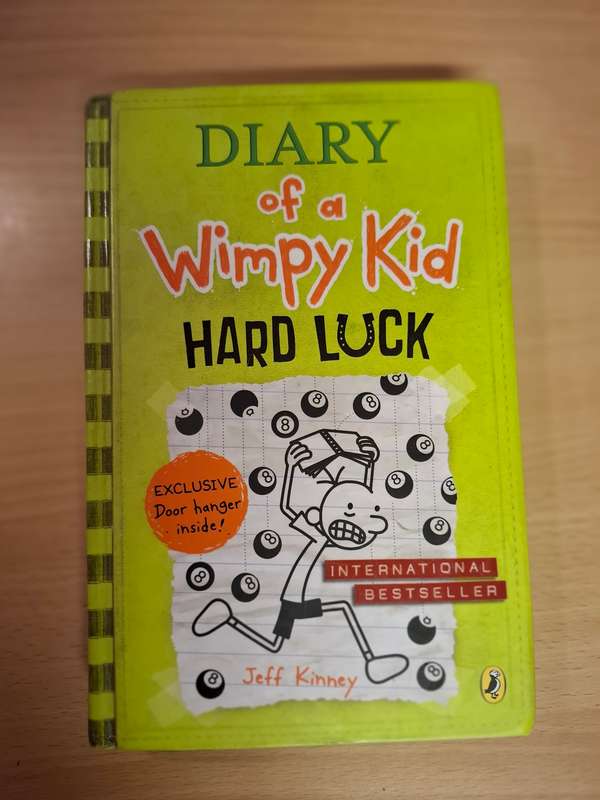 Diary of a Wimpy Kid - Hard Luck: Jeff Kinney  (Hardcover)