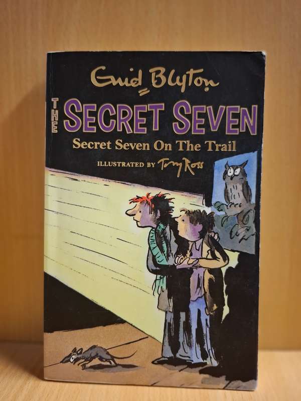 The Secret Seven - Secret Seven on The Trail - Enid Blyton  (Paperback)