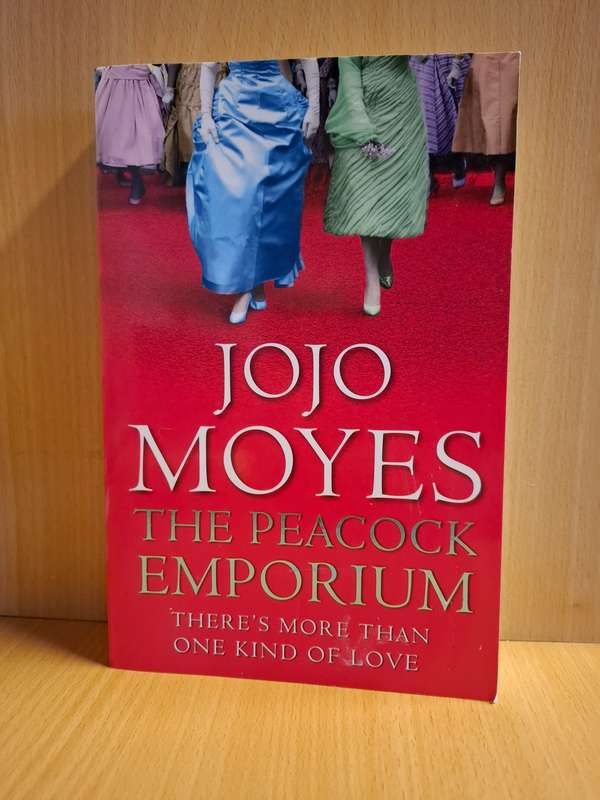 The Peacock Emporium : Jojo Moyes  (Paperback)