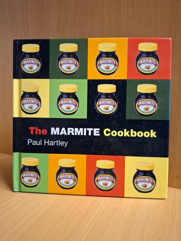 The Marmite Cookbook : Paul Hartley (Hardcover)