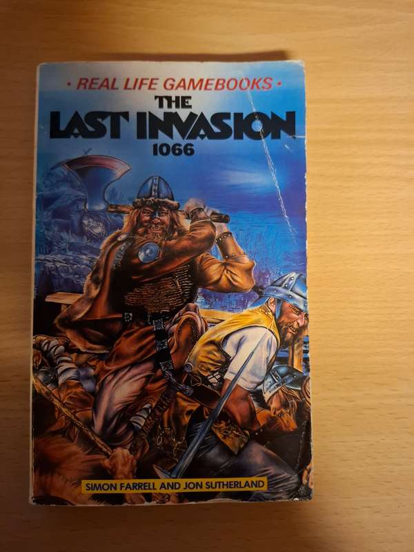 The Late Invasion 1066 : Simon Farrelland and Jon Sutherland (Paperback)