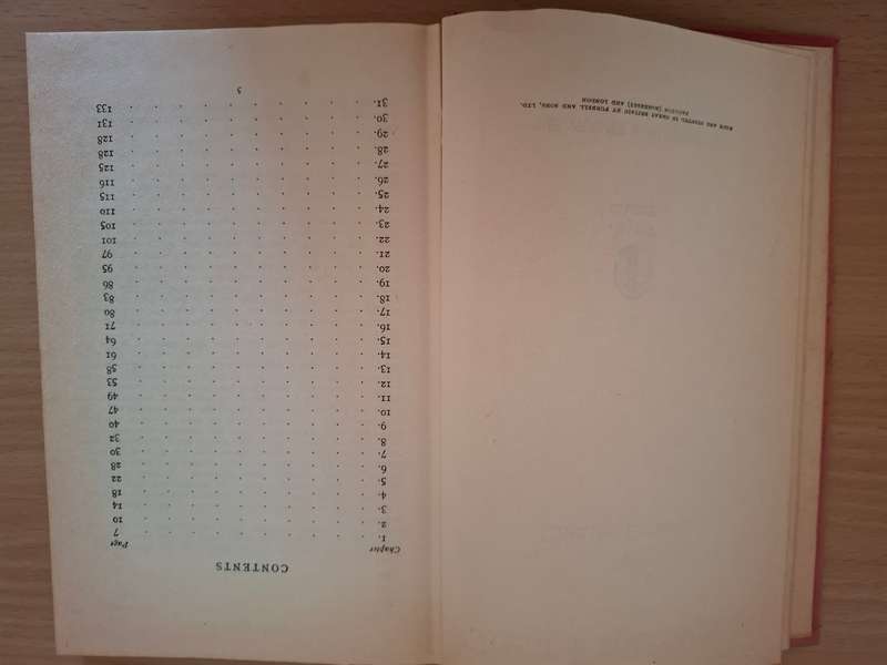 Great Expectations by Charles Dickens  (Hardcover)