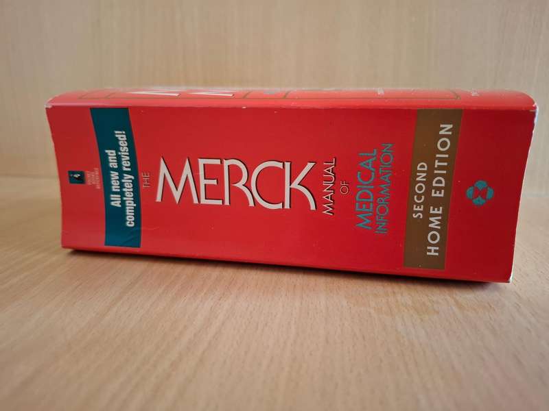 The Merck Manual of Medical Information (Second Home Edition) Paperback