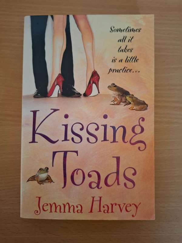 Kissing Toads : Jemma Harvey  (Paperback)