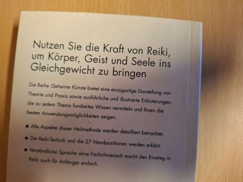 Geheime Kunste - Reiki : Anne Charlish & Angela Robertshaw