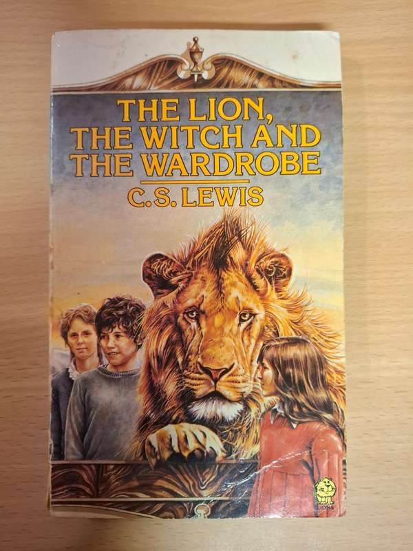 The Lion, The Witch and The Wardrobe : C.S. Lewis (Paperback)