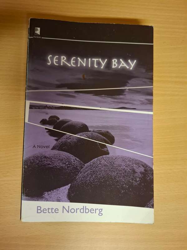 Serenity Bay :Bette Nordberg  (Paperback)