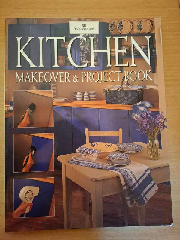 Kitchen Makeover & Project Book : Catherine Cumming (Paperback)