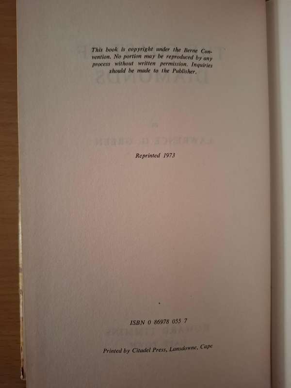 The Coast of Diamonds : Lawrence G. Green  (Hardcover)