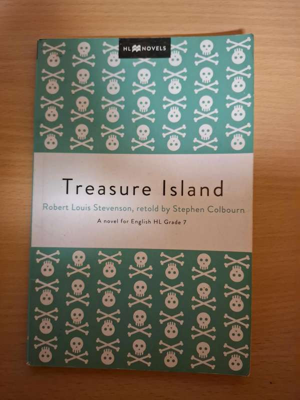 Treasure Island: Robert Louis Stevenson - A novel for English HL Grade 7 (Paperback)