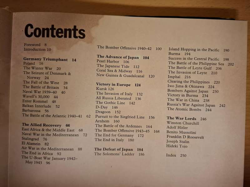 World War II - Land, Sea & Air Battles 1939-1045 (Hardcover)