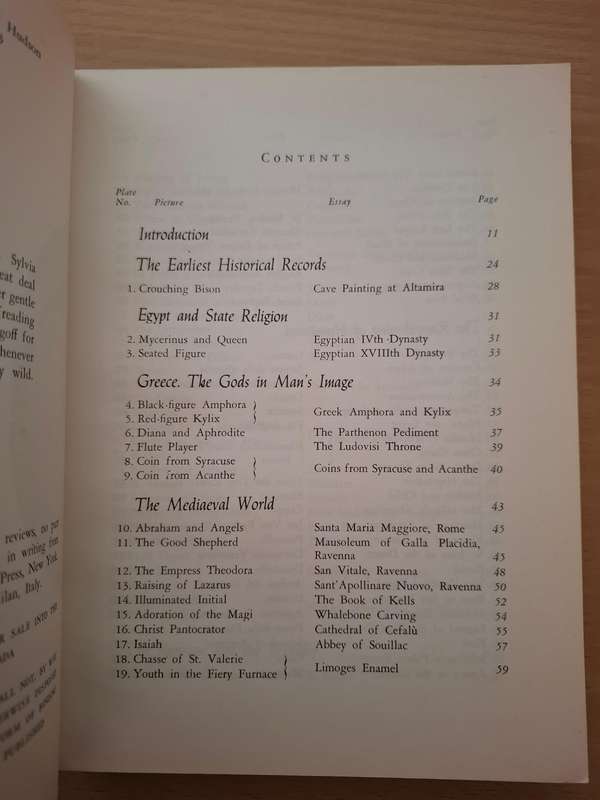 The Arts of Man : Eric Newton (174 Plates, 117 in colour)  Paperback
