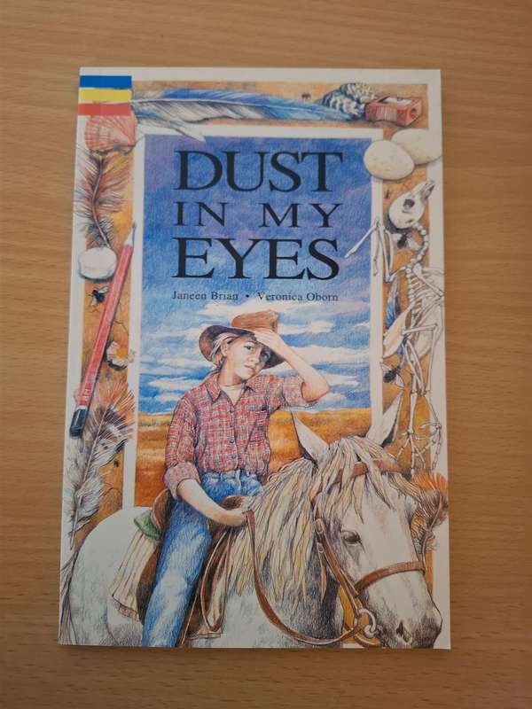 Dust in My Eyes: Janeen Brian, Veronica Oborn  (Paperback)