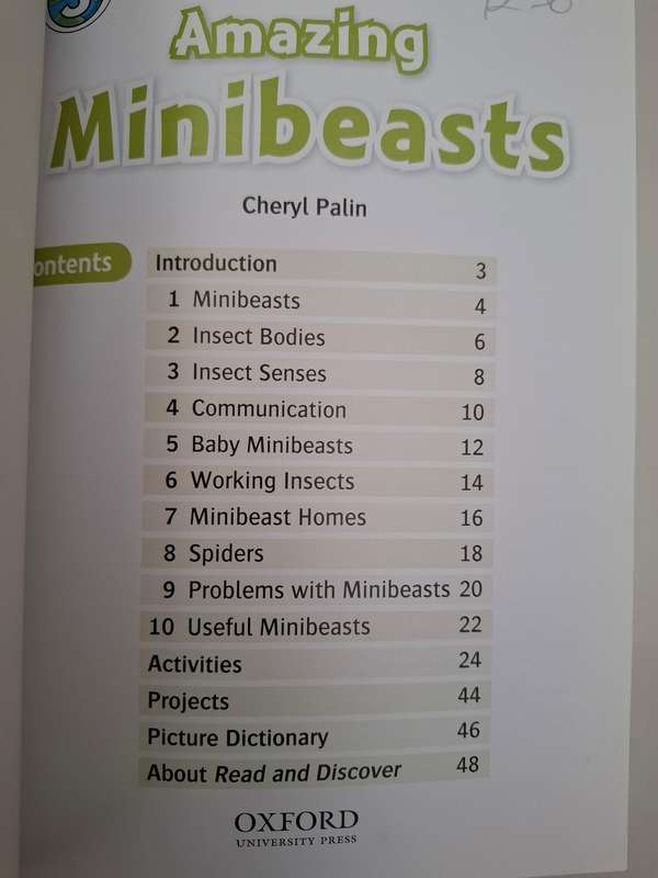 Oxford Read and Discover - Amazing Minibeasts  (Paperback)