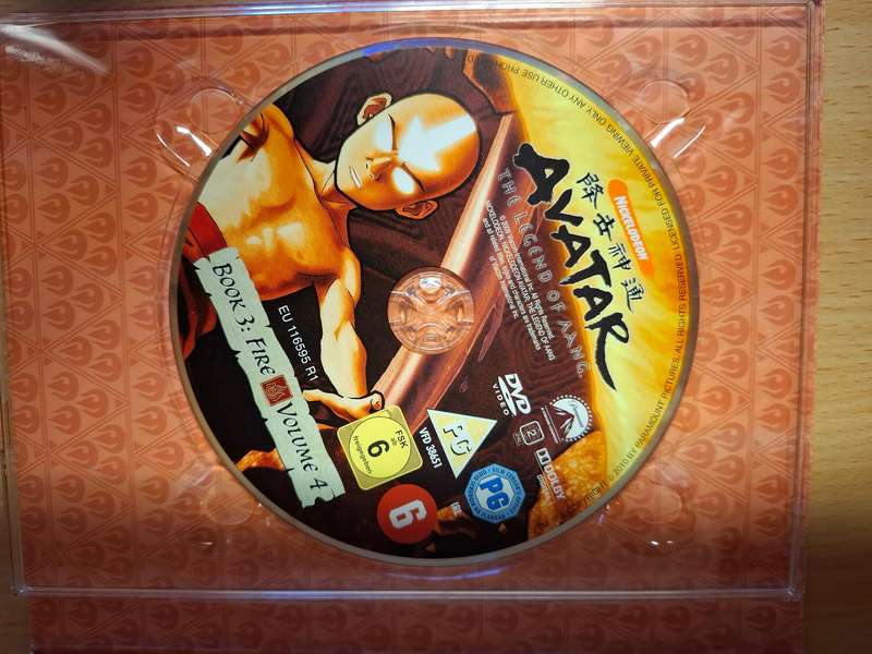 Avatar - The Last Airbender - Dvd (The Completer Book 3 Collection) 4 discs