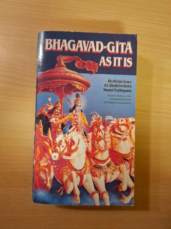Bhagavad-Gita As it Is by his Divine Grace A.C. Bhaktivedanta Swami Prabhupada (Paperback)
