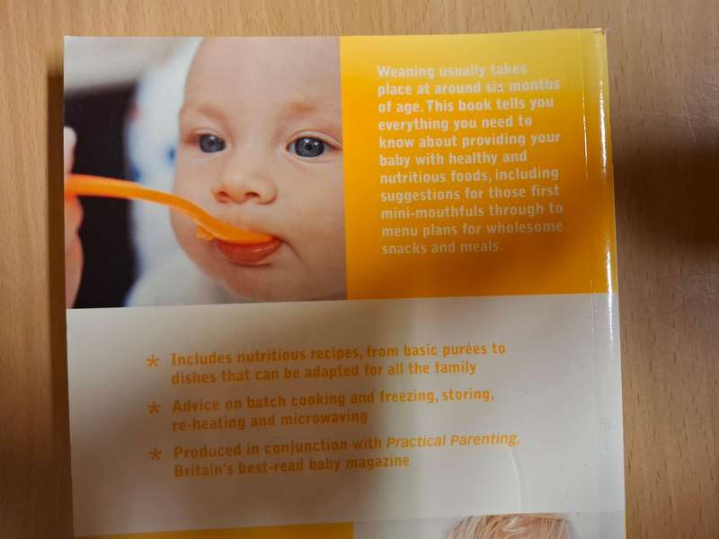 Practical Parenting - Weaning : Sara Lewis  (Paperback)