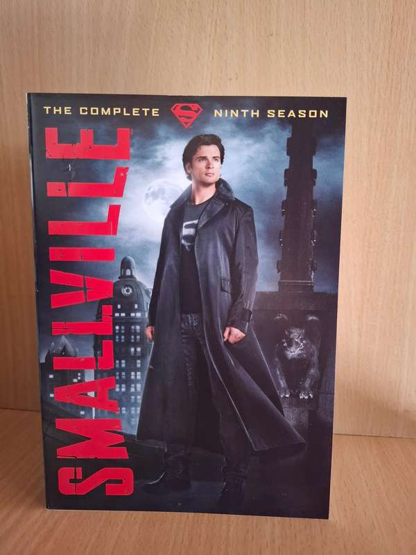 Smallville - The Complete Ninth Season - Dvd (6 discs)