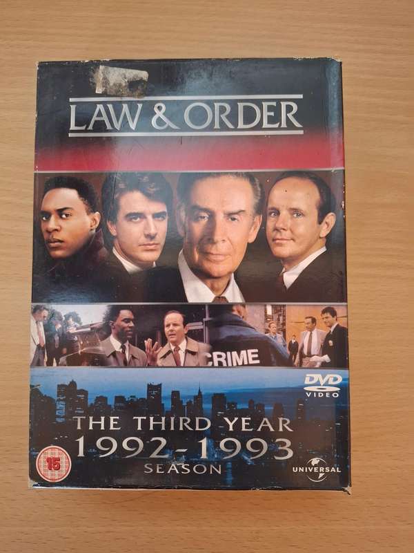 Law & Order : Special Victims Unit - The Third Year 1992-1993  (Dvd)  6 Discs