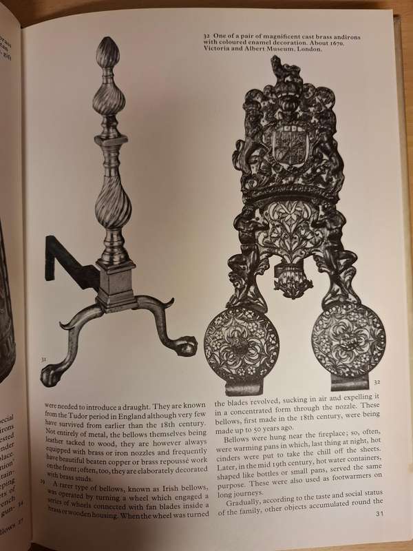 Collecting Antique Metalware - Tin, Copper, Pewter, Brass, Iron, Bronze : Evan Perry (Hardcover)