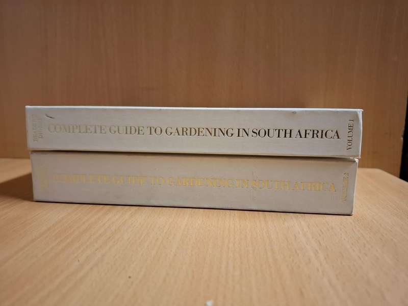 Readers Digest - Complete Guide to Gardening in South Africa (Volume 1 & 2) Hardcover, Third Edition
