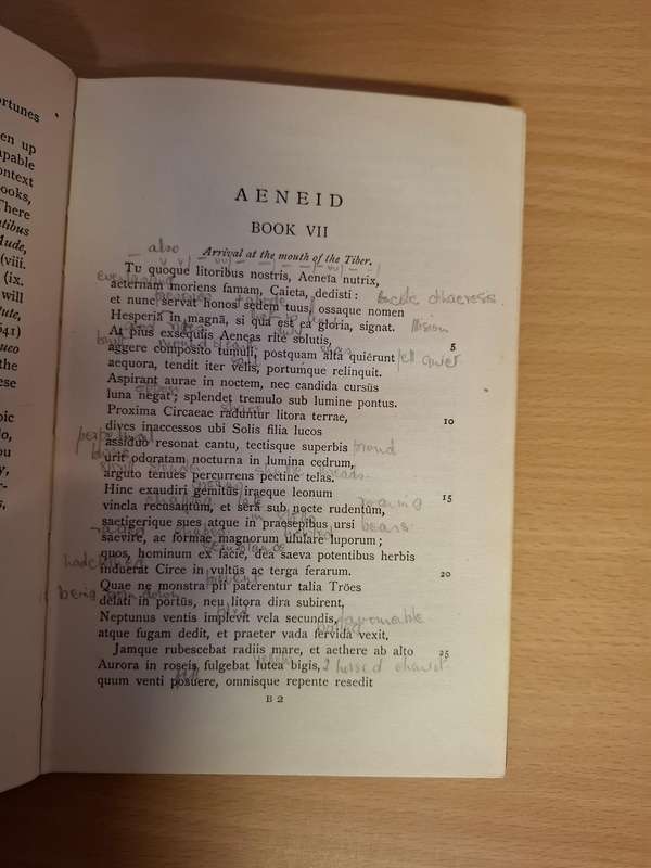 Virgil Aeneid Books VII to IX -Partly in the Original and Partly in English Verse Edited by R.A Knox
