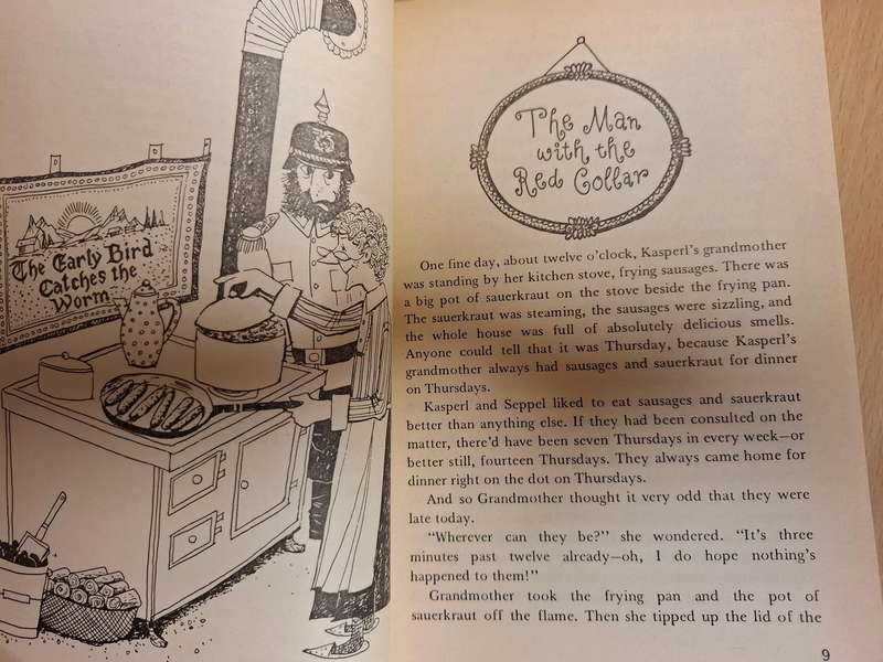 The Further Adentures of the Robber Hotzenplotz: Otfried Preussler  (Paperback)