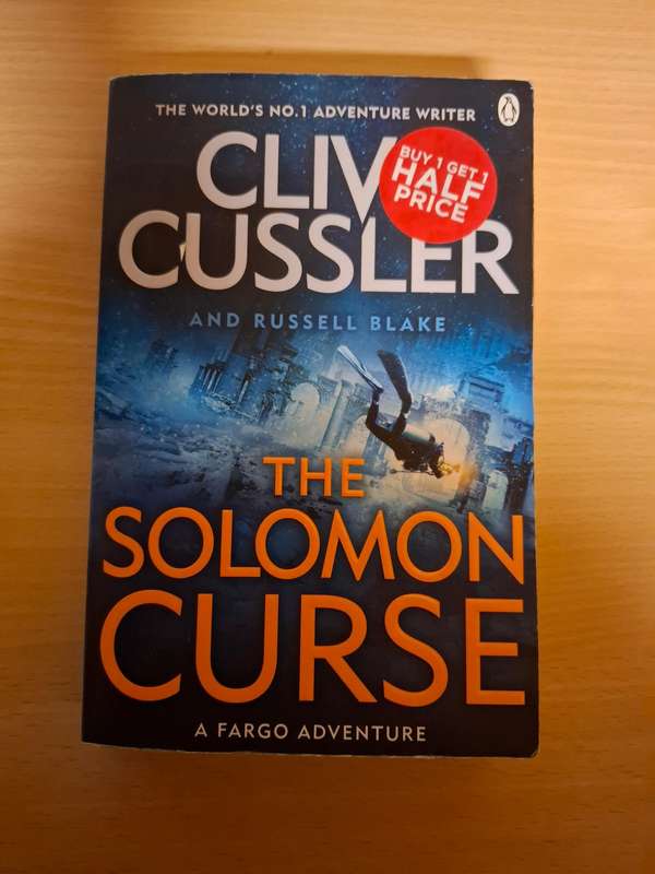 The Solomon Curse : Clive Cussler  (Paperback)