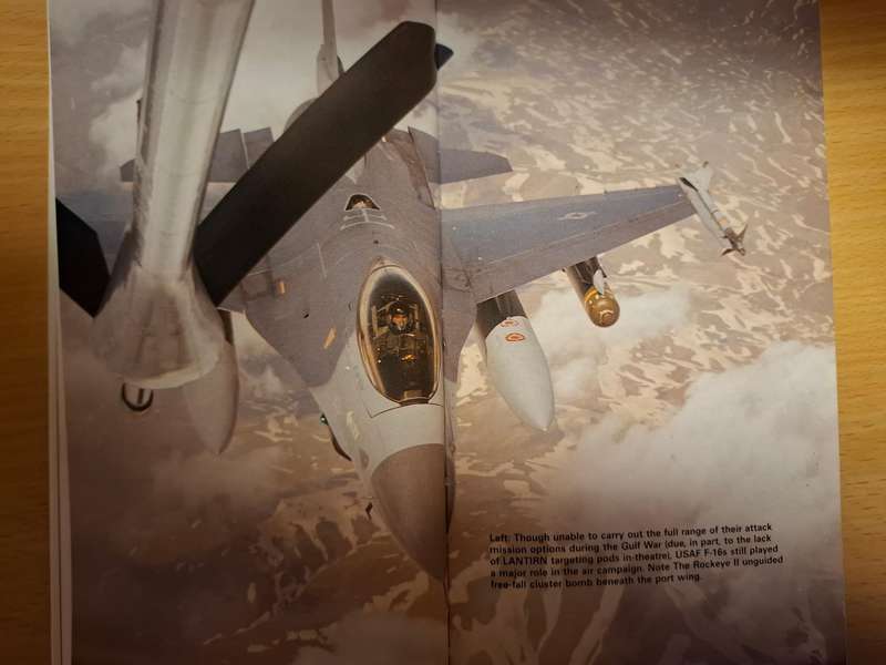 The New Illustrated Guide to Modern Attack Aircraft : Mike Spick & Tim Ripley (Hardcover)