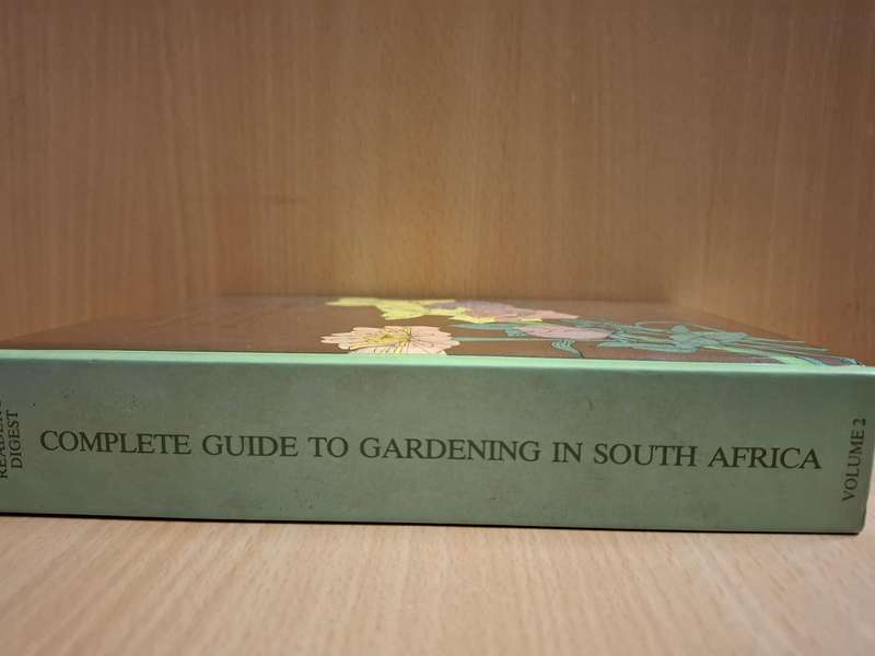 Reader`s Digest Complete Guide to Gardening in South Africa - Volume 2 (Hardcover)